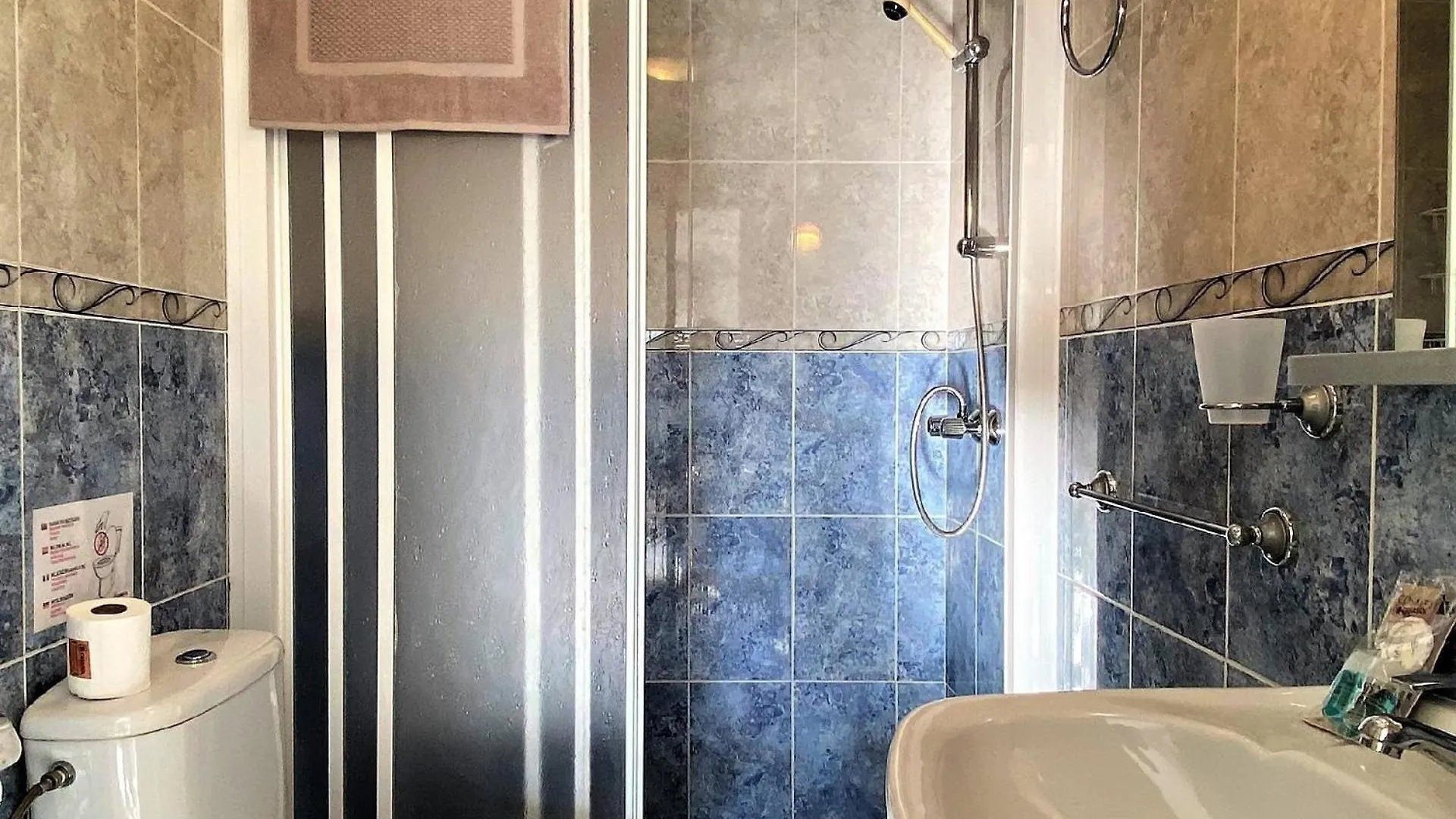 Apartment Ferienwohnung Fuer 4 Personen Ca 60 Qm In Nerja, Andalusien Costa Del Sol